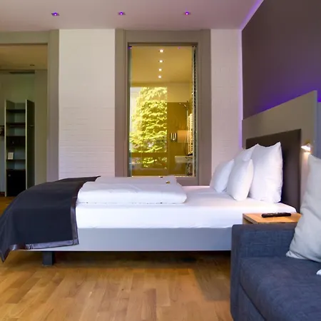 Hotel Qube Bergheim