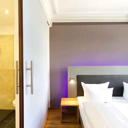 Qube Bergheim Otel