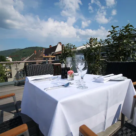 Otel Qube Bergheim