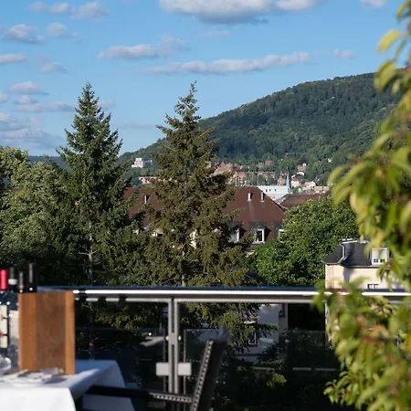 Otel Qube Bergheim 4*