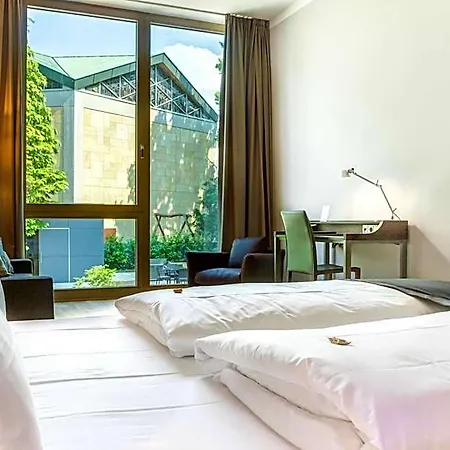 فندق Qube Bergheim 4*
