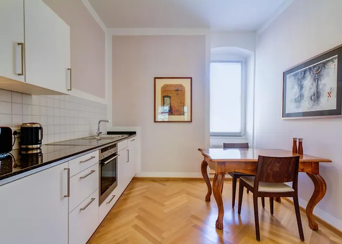 Qube Bergheim Szálloda 4*